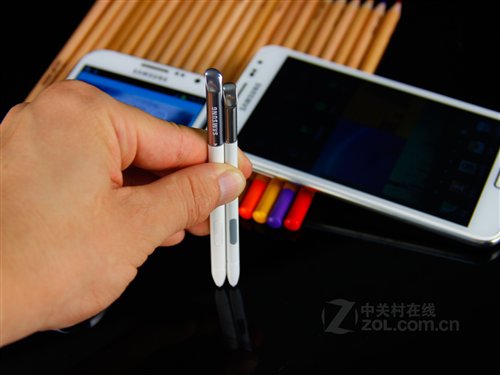 三星GT-N7100：极致性能，重塑平板娱乐新体验！